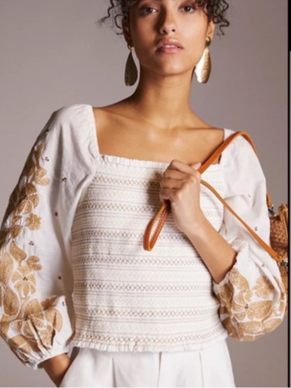 Anthropologie peasant embroidered top medium